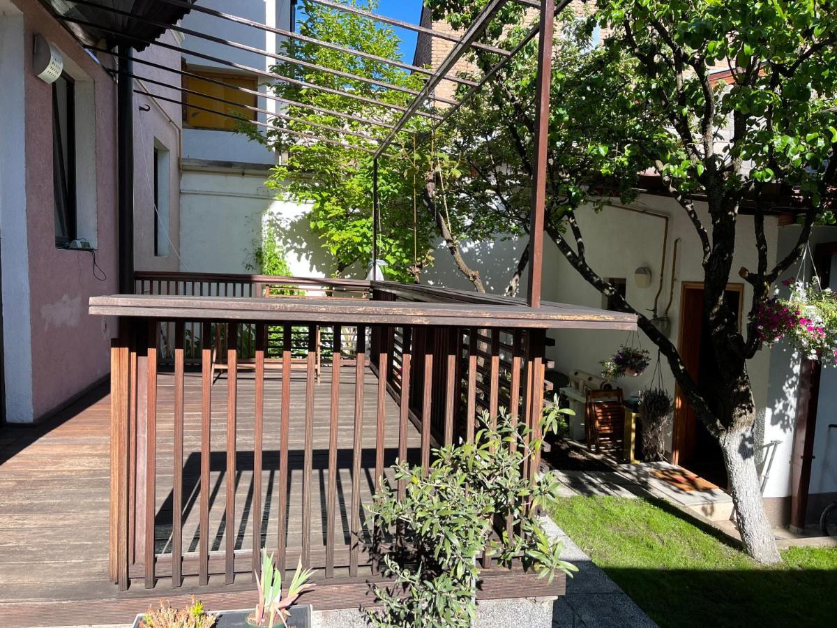 Apartments Music, Garden And Free Parking Sarajevo Luaran gambar
