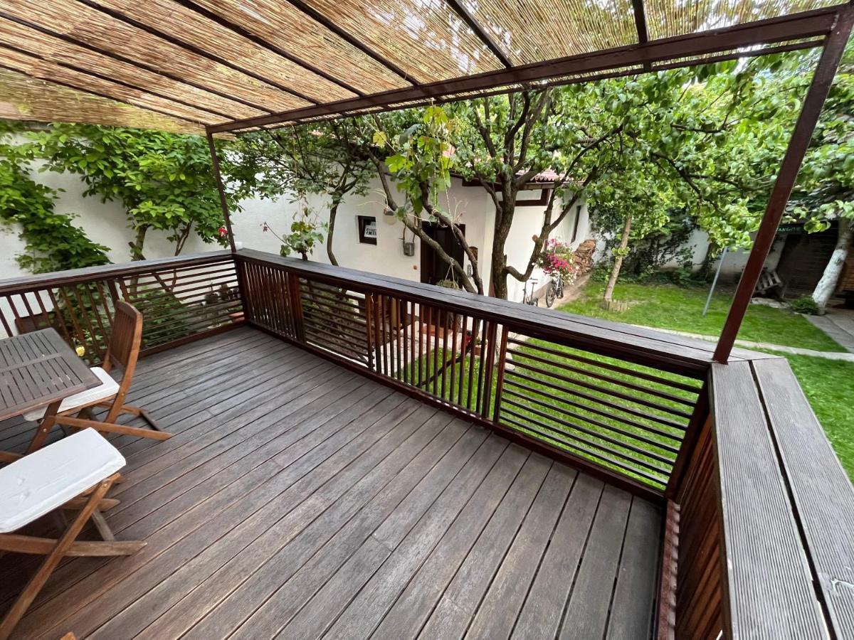 Apartments Music, Garden And Free Parking Sarajevo Luaran gambar