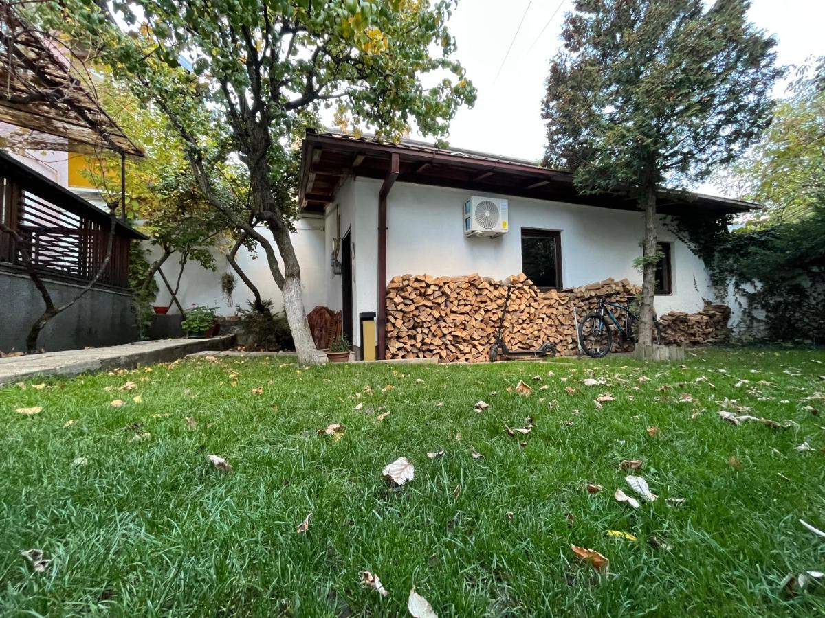 Apartments Music, Garden And Free Parking Sarajevo Luaran gambar