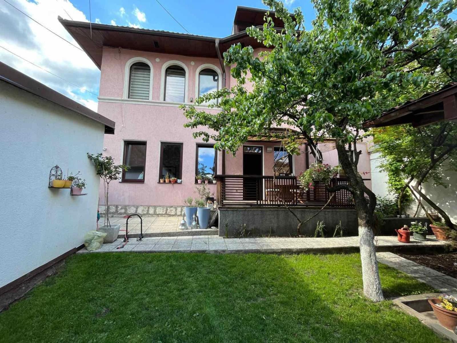 Apartments Music, Garden And Free Parking Sarajevo Luaran gambar