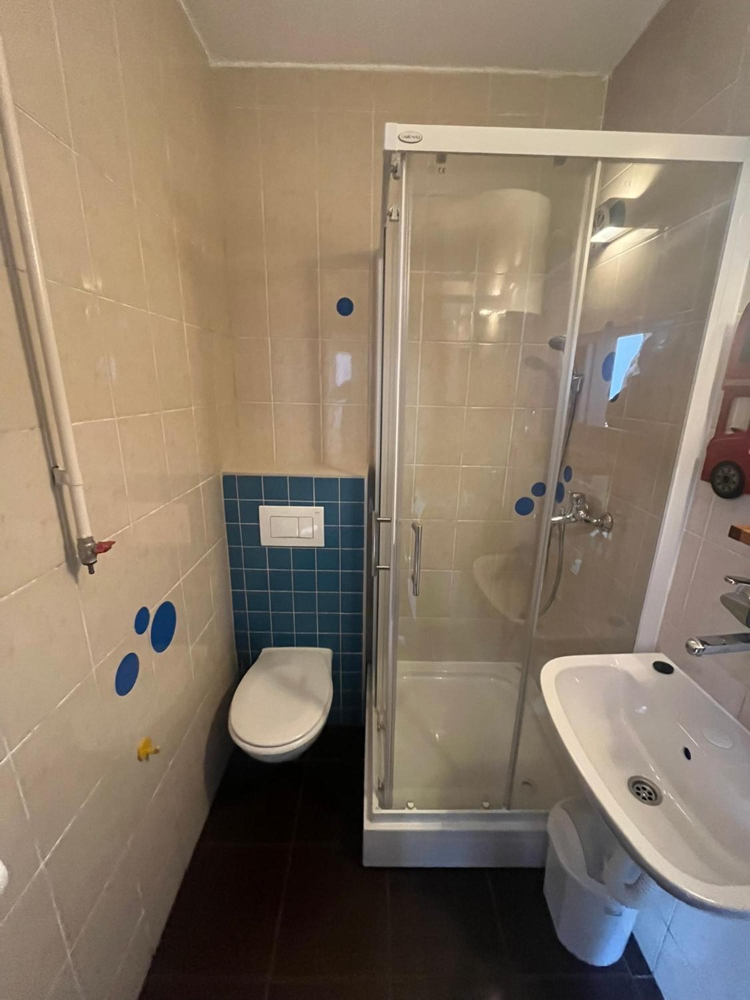 Apartments Music, Garden And Free Parking Sarajevo Luaran gambar