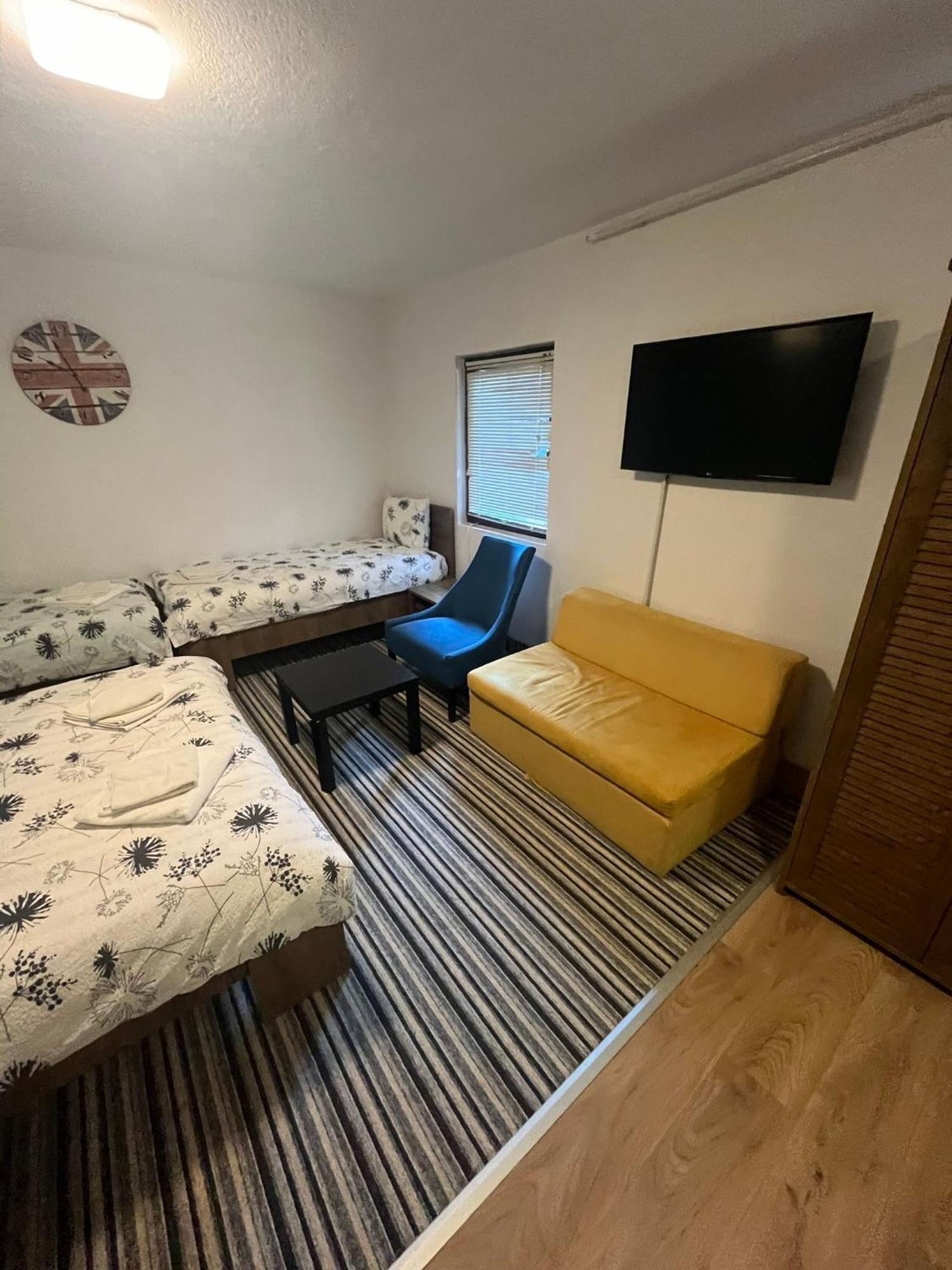 Apartments Music, Garden And Free Parking Sarajevo Luaran gambar